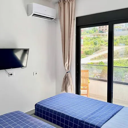 Nice Apartment Saranda Lägenhet