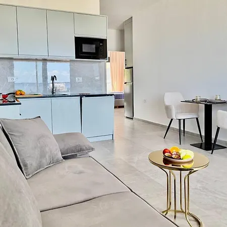 Nice Apartment Saranda Appartement