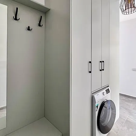 Nice Apartment Saranda 아파트 *