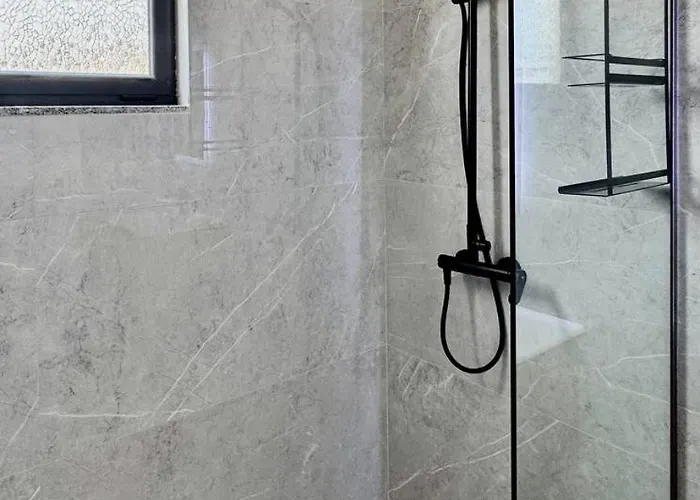 Nice Apartment Saranda 公寓